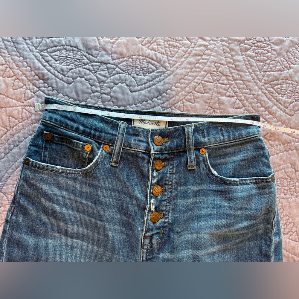Madewell High Rise Blue Jeans - Picture 15 of 16